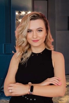 Photo pour personnage Céline Lariette