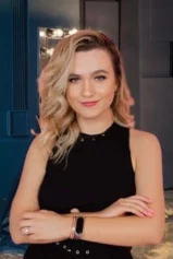Céline Lariette, Suspect